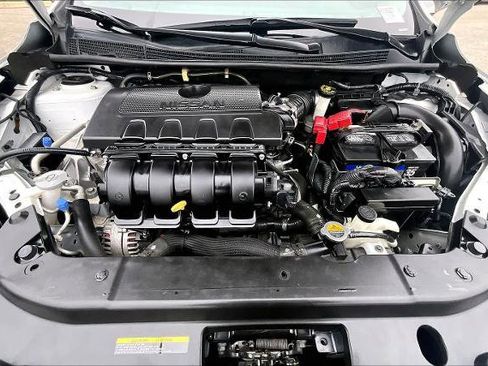 Certified 2019 Nissan Sentra SV image 30