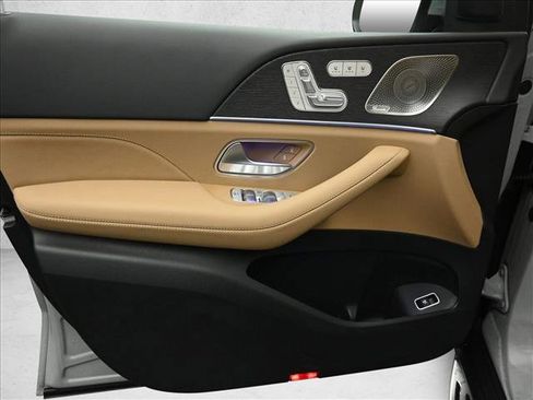 New 2026 Mercedes-Benz GLS 450 4MATIC image 20
