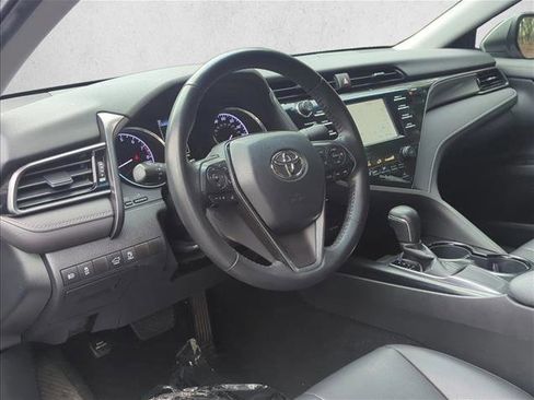 Used 2019 Toyota Camry SE image 9