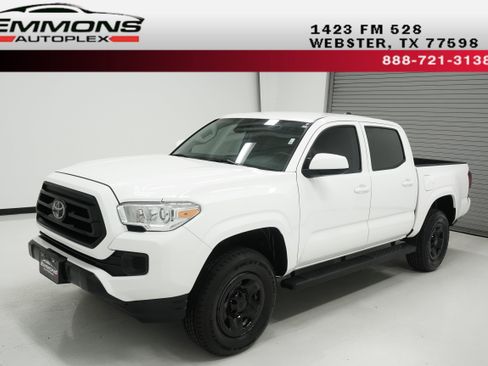 Used 2023 Toyota Tacoma SR image 1