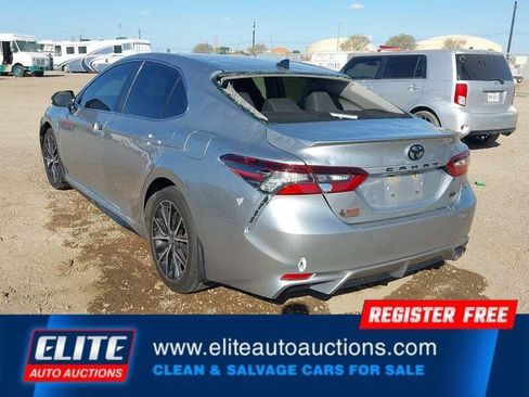 Used 2021 Toyota Camry SE image 5