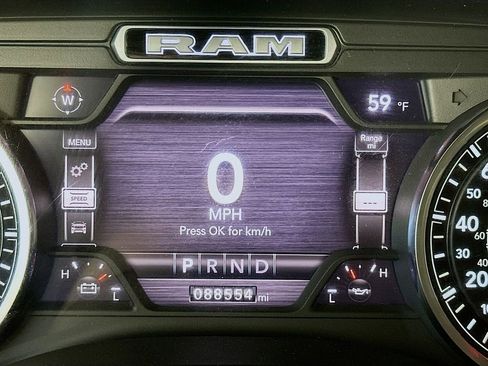 Used 2021 RAM 1500 Laramie AWD/4WD image 15
