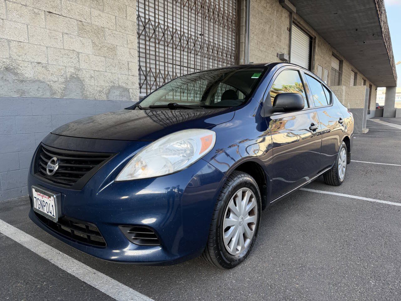 Used 2012 Nissan Versa S FWD image 1