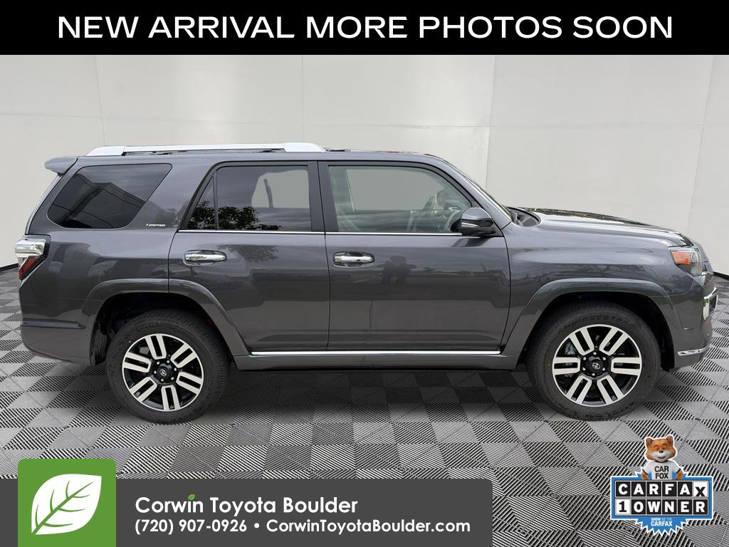 Used 2022 Toyota 4Runner Limited AWD/4WD image 9