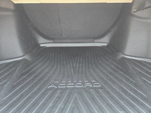 Used 2024 Honda Accord EX-L image 31