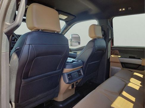 Used 2024 Ford F350 Lariat w/ Chrome Package image 12