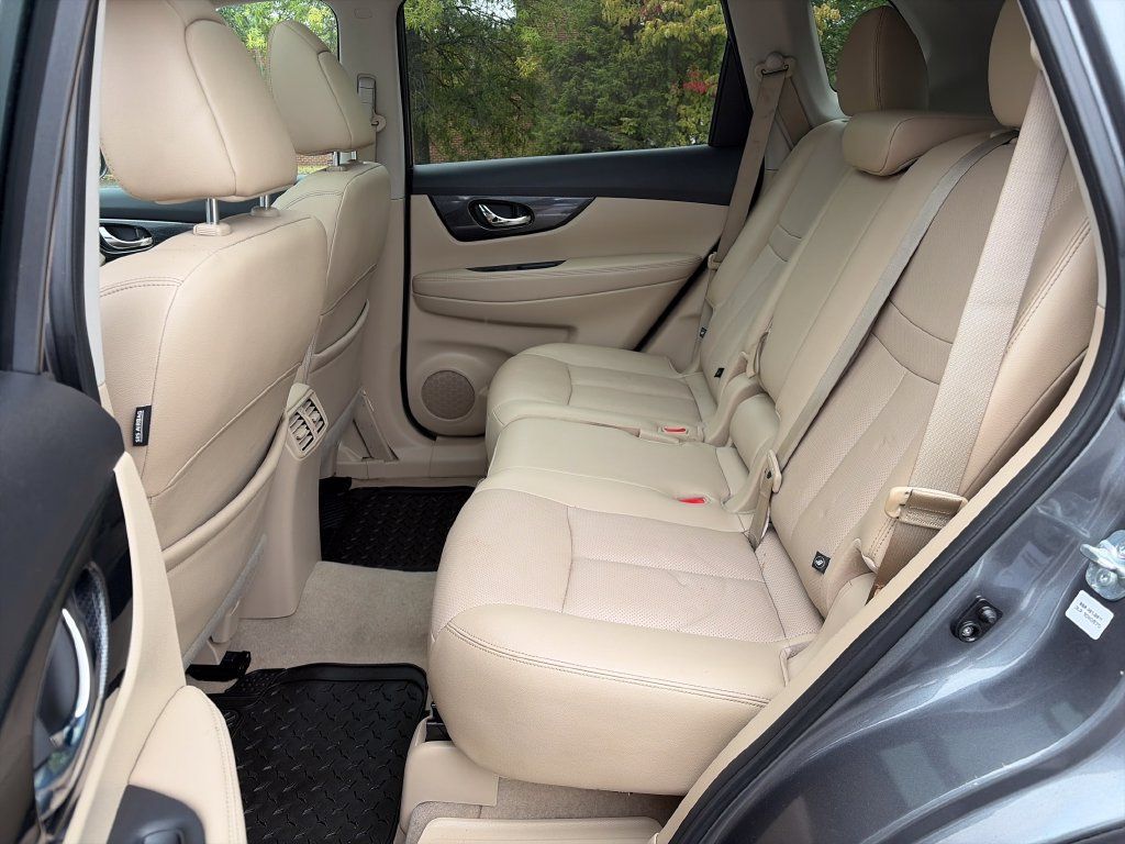 Used 2015 Nissan Rogue SL w/ SL Premium Package FWD image 26