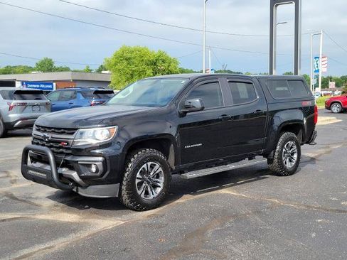 Used 2022 Chevrolet Colorado Z71 AWD/4WD image 4