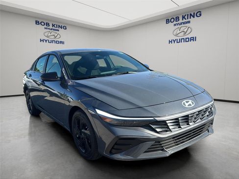 New 2026 Hyundai Elantra Sport FWD image 7