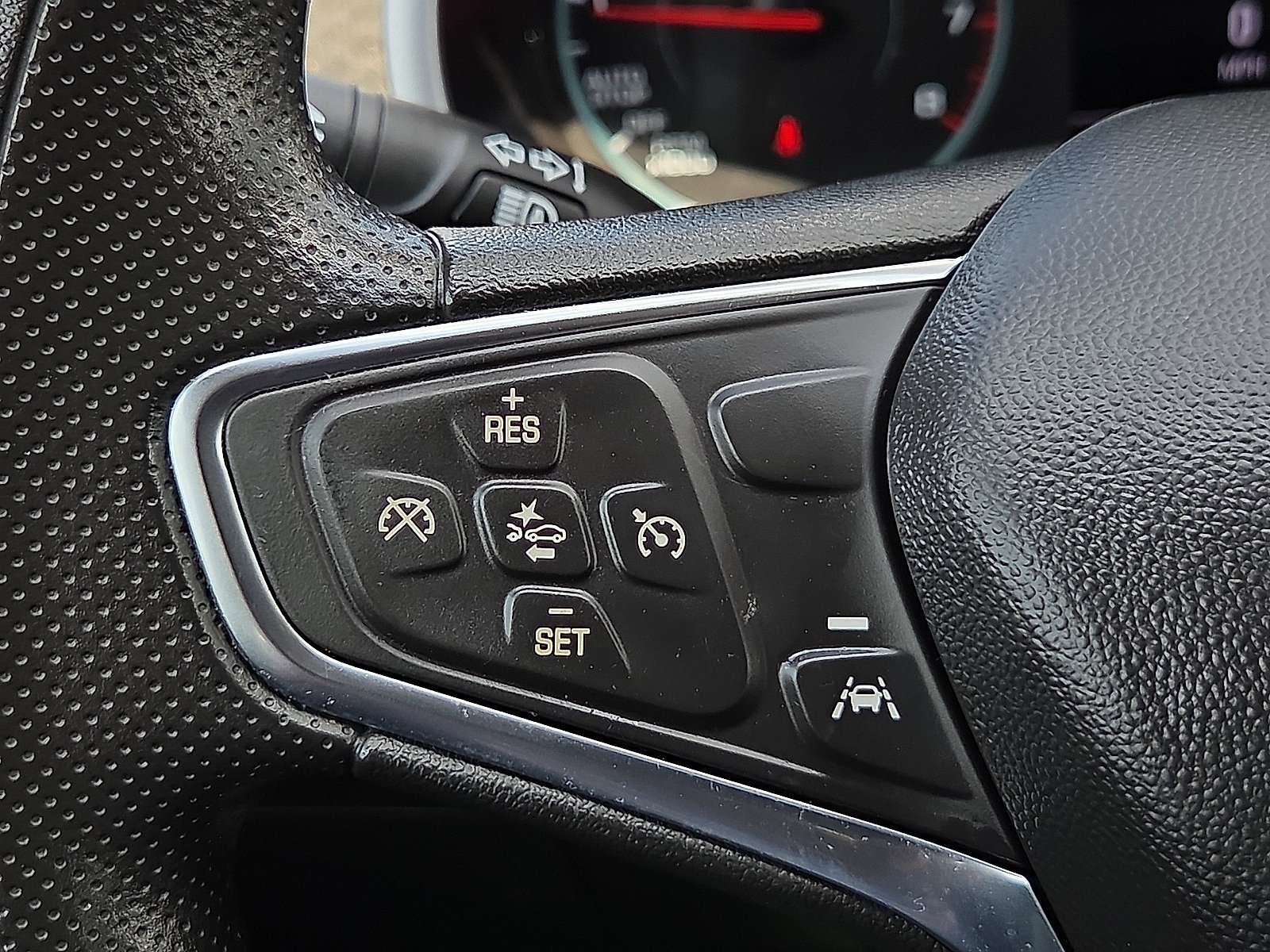 Certified 2025 Chevrolet Malibu LT FWD image 18