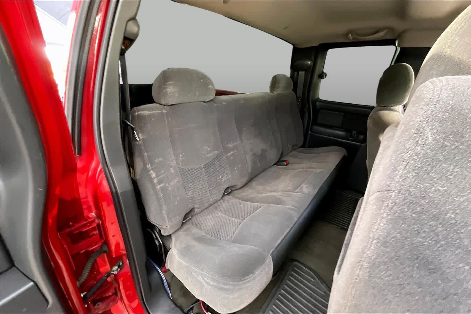 Used 2006 Chevrolet Silverado 1500 LT w/ Light Duty Power Package AWD/4WD image 17