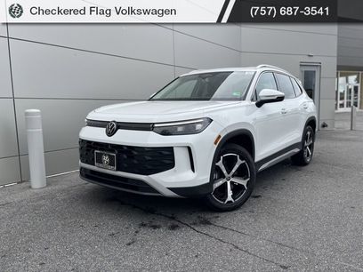 New 2025 Volkswagen Tiguan SE
