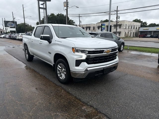 Used 2024 Chevrolet Silverado 1500 LT RWD image 4