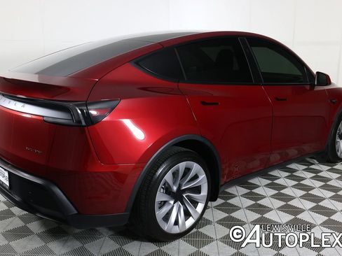 Used 2026 Tesla Model Y Long Range AWD/4WD image 5