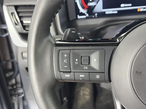 Certified 2023 Nissan Rogue Platinum w/ Platinum Premium Package AWD/4WD image 34
