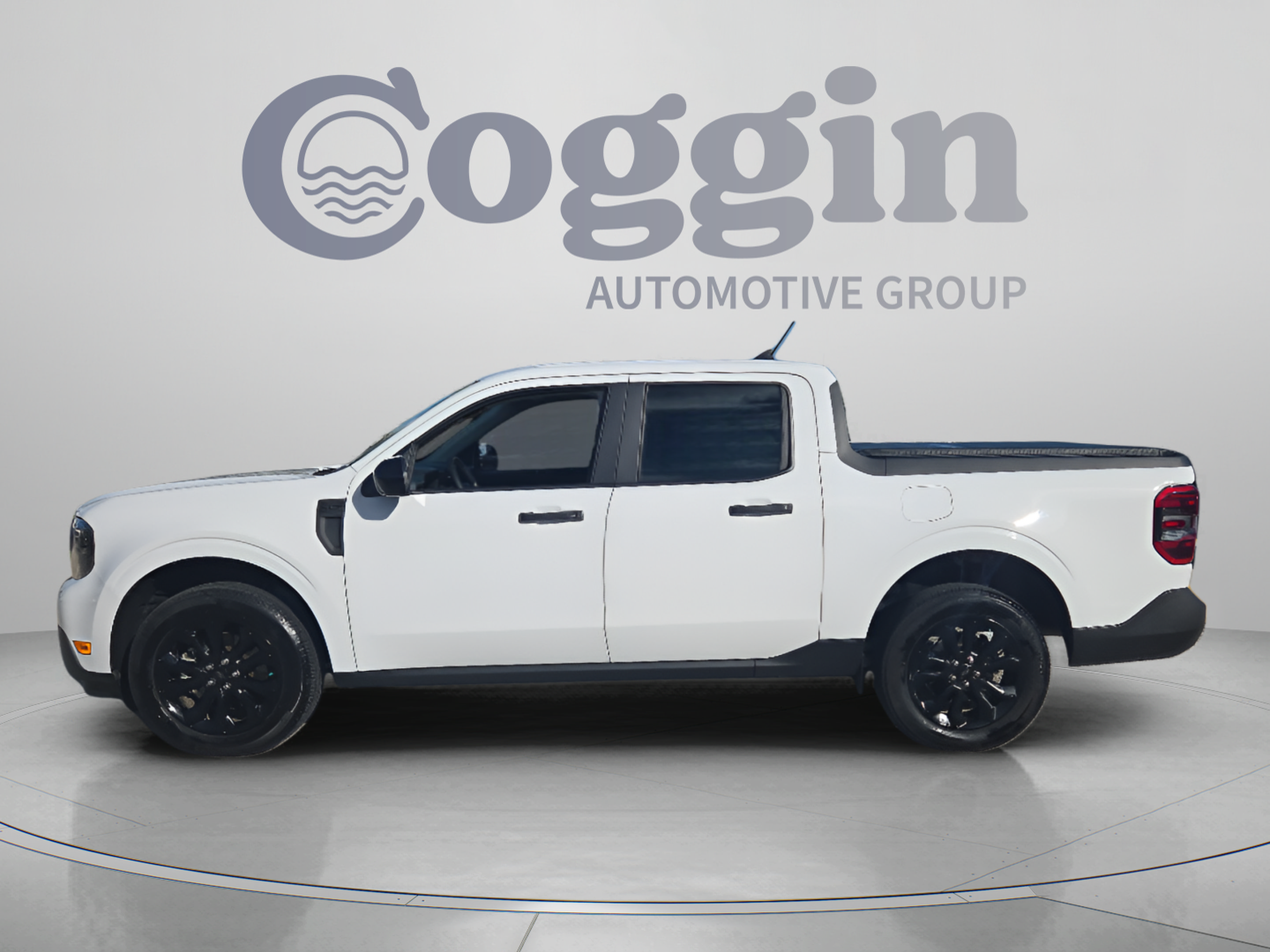 Used 2024 Ford Maverick XLT w/ XLT Luxury Package FWD image 2
