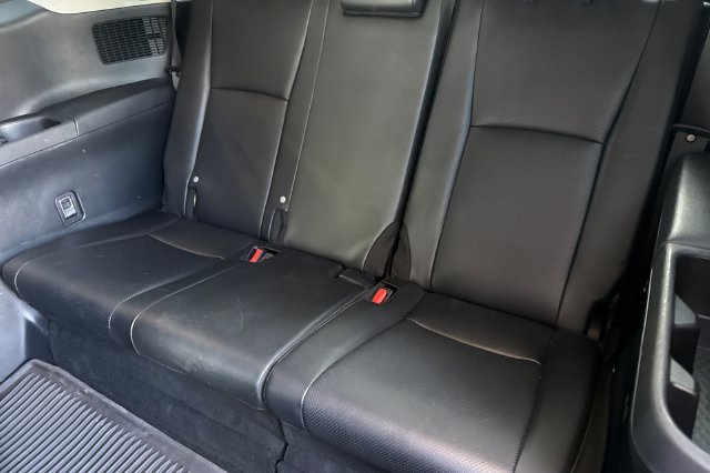 Used 2024 Toyota Grand Highlander AWD image 19