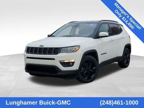 Used 2021 Jeep Compass Latitude image 1