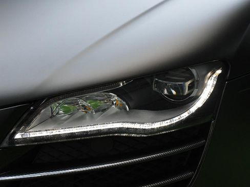 Used 2010 Audi R8 V10 AWD/4WD image 18