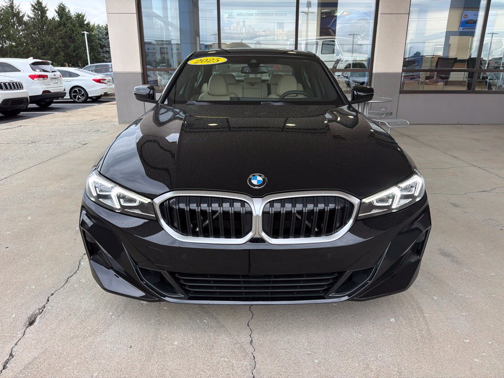 Used 2025 BMW 330i xDrive Sedan w/ Convenience Package AWD/4WD image 8