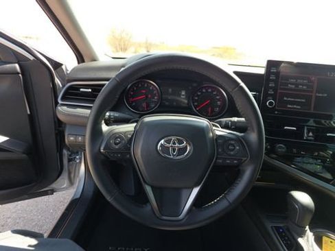 Used 2021 Toyota Camry XSE image 25