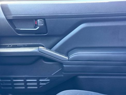 Used 2025 Toyota Tacoma SR image 16