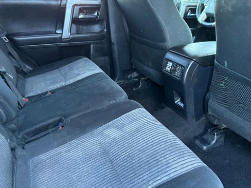 Used 2022 Toyota 4Runner SR5 image 17