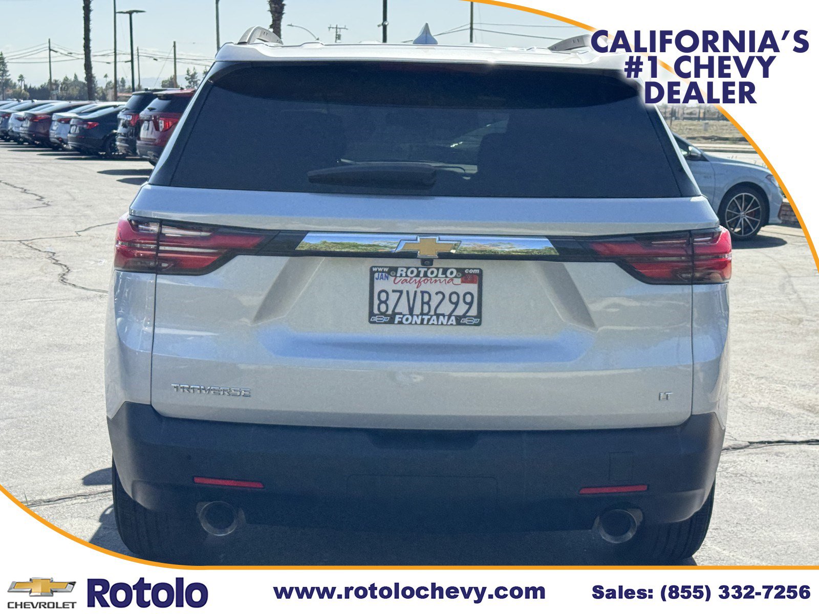Used 2022 Chevrolet Traverse LT FWD image 4