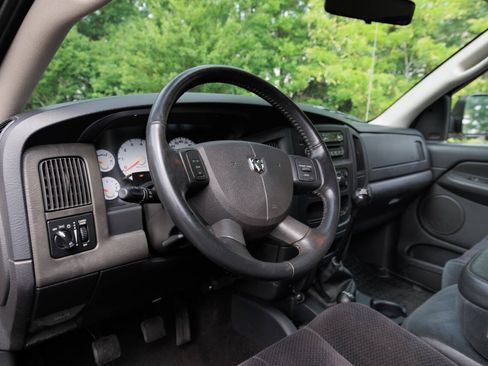 Used 2005 Dodge Ram 2500 Truck SLT w/ Quad Cab Big Horn Value Group AWD/4WD image 12