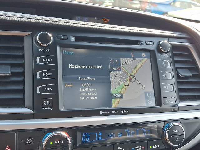 Used 2017 Toyota Highlander Limited AWD/4WD image 17