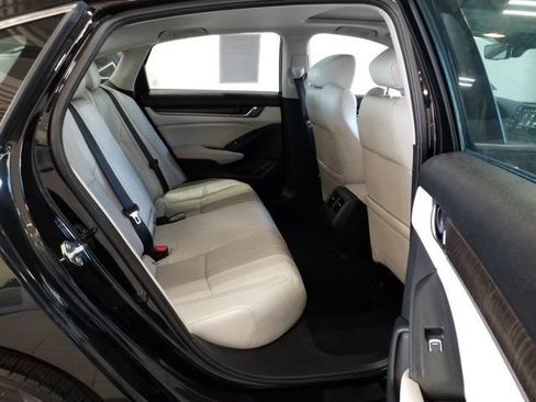 Used 2018 Honda Accord EX-L image 15