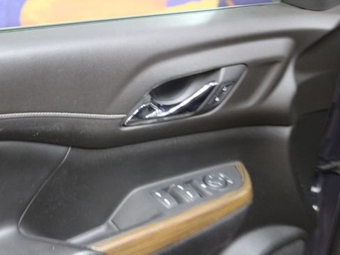 Used 2019 GMC Acadia SLE w/ Driver Alert Package I FWD image 13