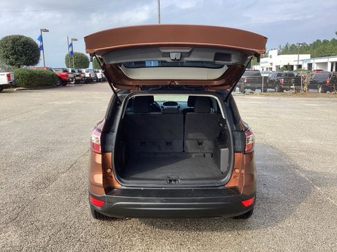 Used 2017 Ford Escape S image 9