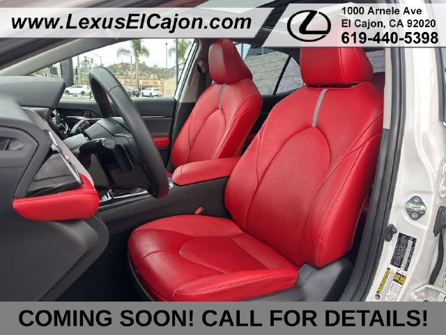 Used 2020 Toyota Camry XSE w/ Blackout Package FWD image 12