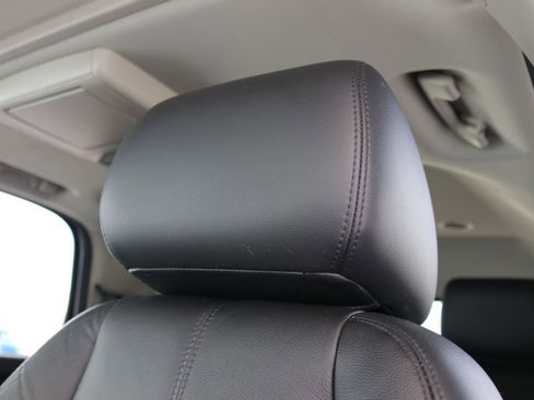 Used 2014 Chevrolet Tahoe LT w/ Luxury Package image 16