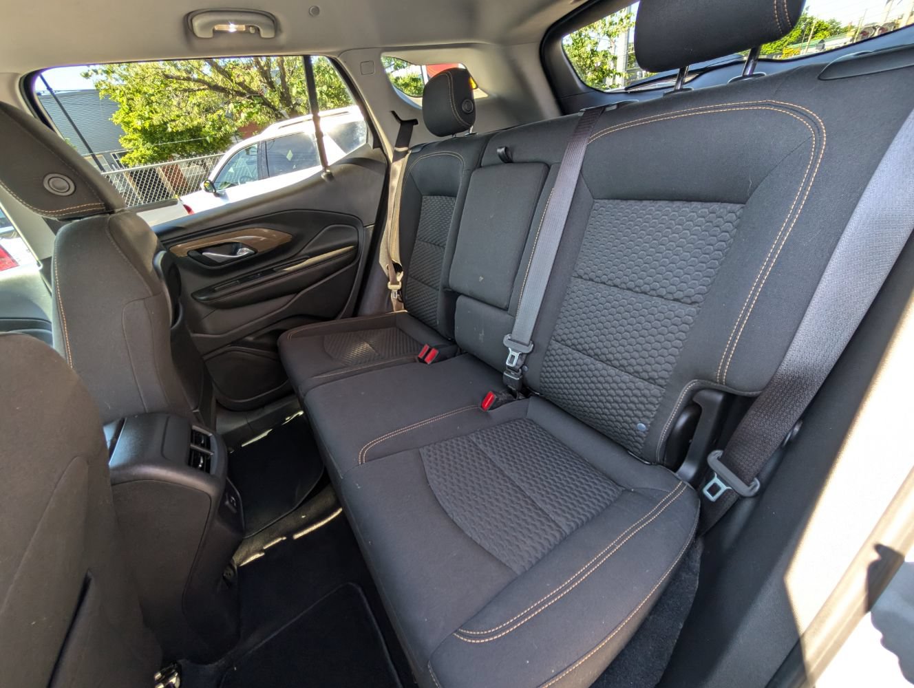 Used 2020 GMC Terrain SLE w/ Driver Convenience Package FWD image 18