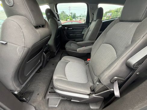 Used 2016 Chevrolet Traverse LT FWD image 13