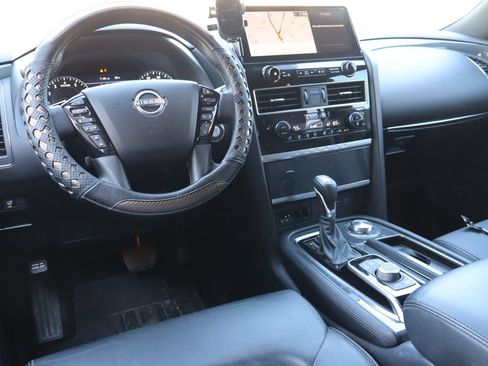 Used 2024 Nissan Armada SL w/ Midnight Edition Package AWD/4WD image 5