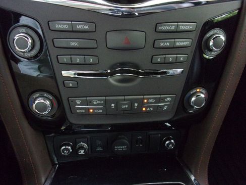 Used 2018 Nissan Armada Platinum w/ Captain Seat Package image 30