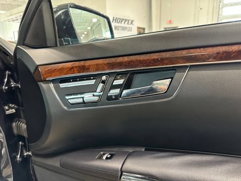 Used 2013 Mercedes-Benz S 550 image 40