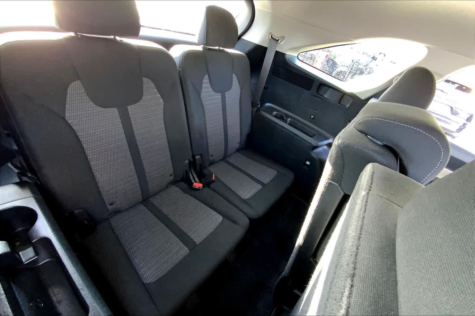 Used 2023 Kia Sorento LX AWD/4WD image 35