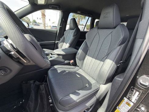 New 2026 Lexus TX 500h AWD image 8