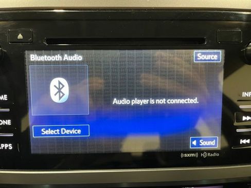 Used 2016 Subaru Legacy 2.5i Premium AWD/4WD image 29