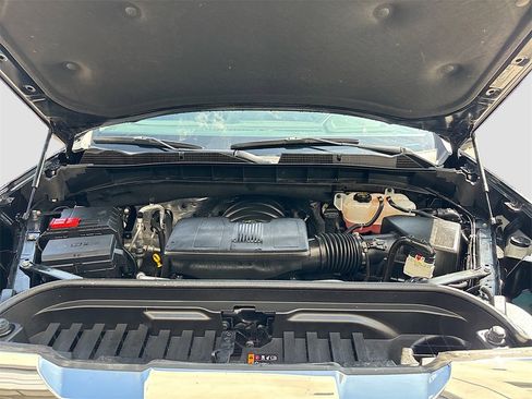 Used 2025 GMC Sierra 1500 SLT image 30