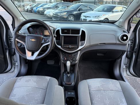 Used 2018 Chevrolet Sonic LS image 22