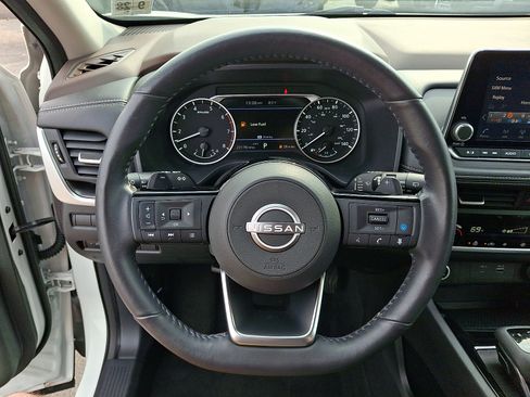 Certified 2023 Nissan Rogue SV w/ SV Premium B Package AWD/4WD image 21