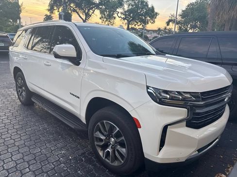 Used 2022 Chevrolet Tahoe LT w/ Luxury Package RWD image 5
