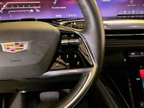 Used 2025 Cadillac Escalade Sport image 24