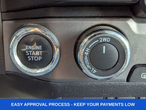Used 2019 Toyota Tacoma TRD Off-Road AWD/4WD image 37