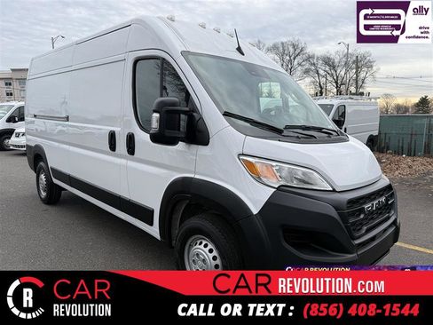 Used 2025 RAM ProMaster 2500 w/ Convenience Group FWD image 1